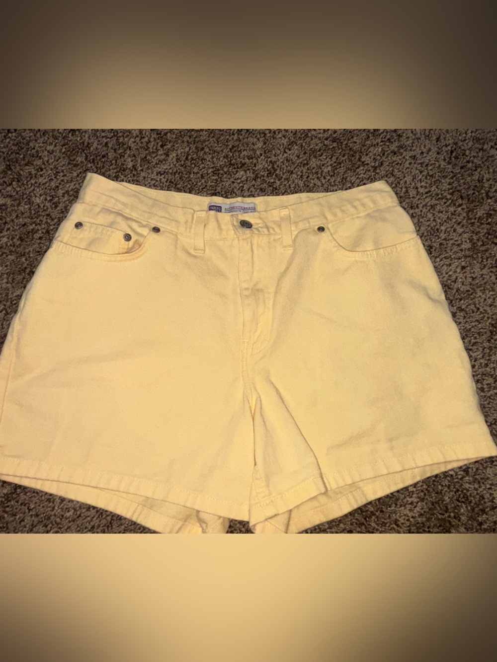 Faded Glory Pale Yellow High-Rise Women's Shorts